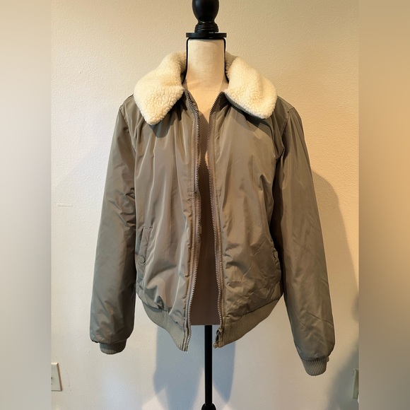 Light Green Pilot Jacket with Borg Collar - Picture 4 of 7